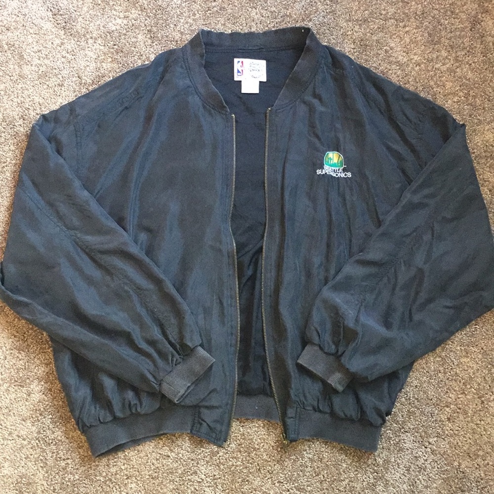 Vintage Seattle SuperSonic Bomber jacket 100% silk